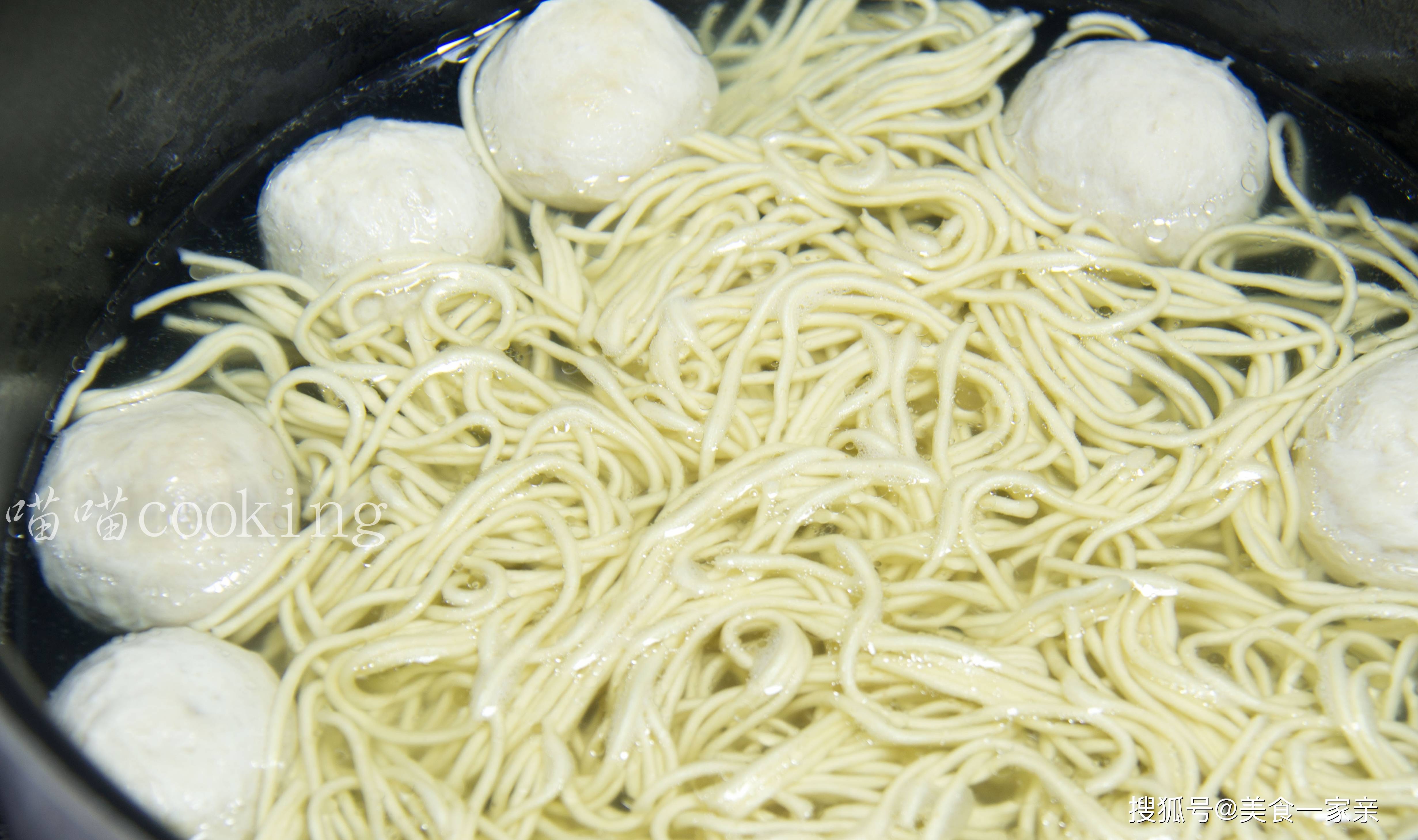 肉丸|早餐别总吃牛奶面包了，学会这样做，有肉有菜营养美味，家人爱吃