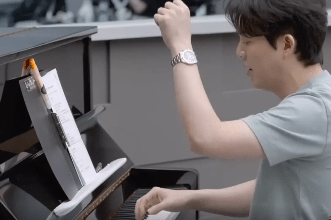 布瑞吉|《哥哥》成男版宫心计：林志炫固执摆谱，李响背后吐槽，哈人抱团