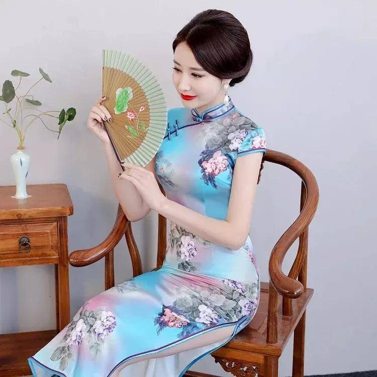 重中之重|旗袍哪些地方最性感，能否把一件旗袍穿出味道，这个是重中之重！