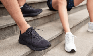 国货|指碑文化：运动鞋市场的破圈之战