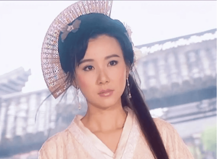 发髻|如今女主古装造型有多敷衍!一根簪子一个花环,还不如以前的丫鬟