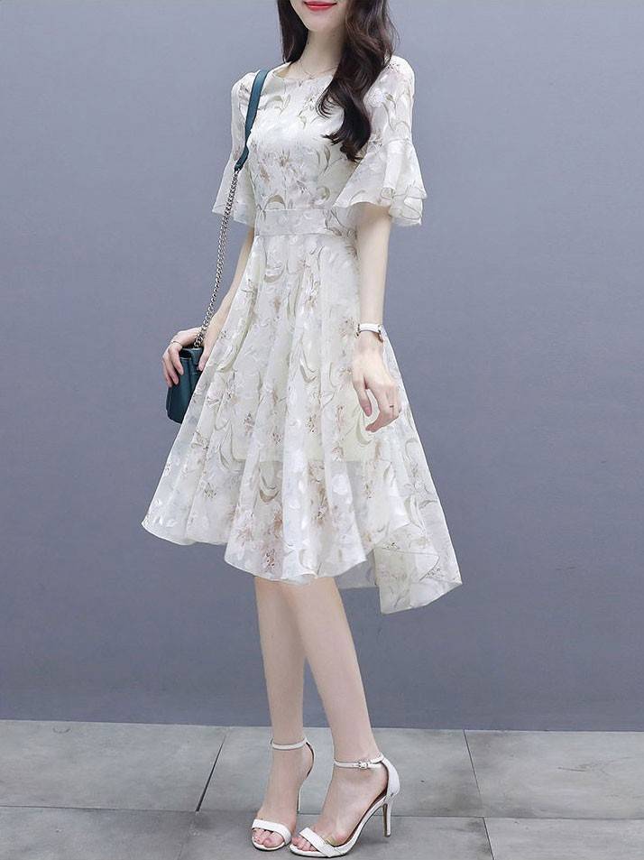 清新范|微胖女生的穿搭技巧，三招选择连衣裙，搭出好看的森系清新范