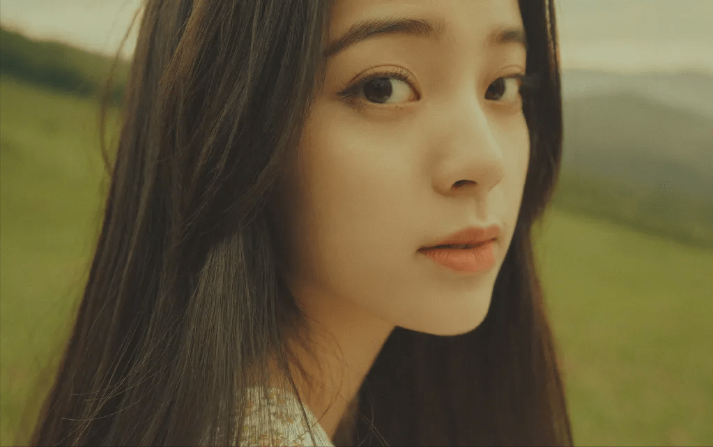 眼睛|什么样的长相特点会显“土味”？女明星都是怎样悄悄变精致的？