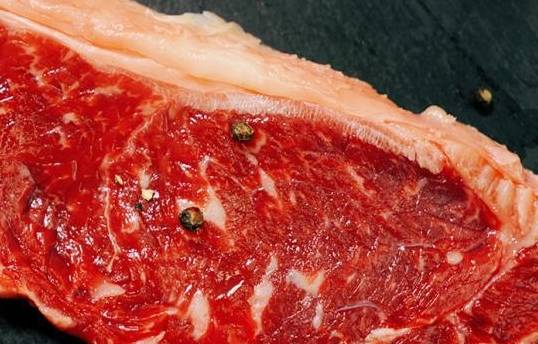 程度|汪小菲带女儿吃早餐,豪华程度“亮瞎”网友:贫穷限制我的想象!