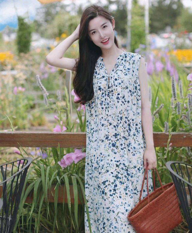 黑色|温柔浪漫简单干净的穿搭，可以把自身的魅力呈现出来，谁穿谁优雅