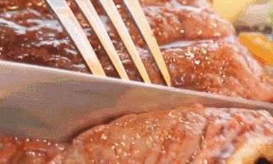 程度|汪小菲带女儿吃早餐,豪华程度“亮瞎”网友:贫穷限制我的想象!