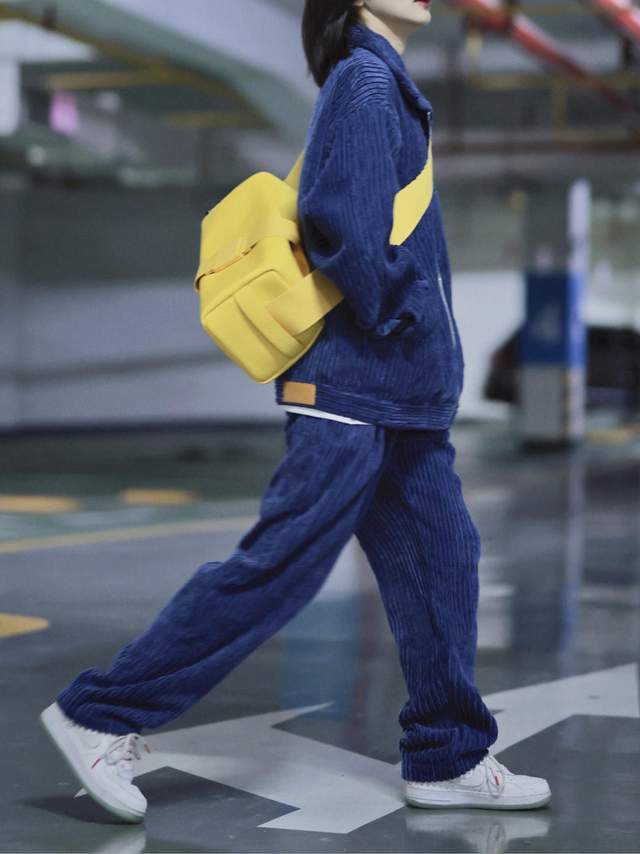 设计|早秋想要穿出甜美少女风，这几件外套一定少不了！想不时髦都难