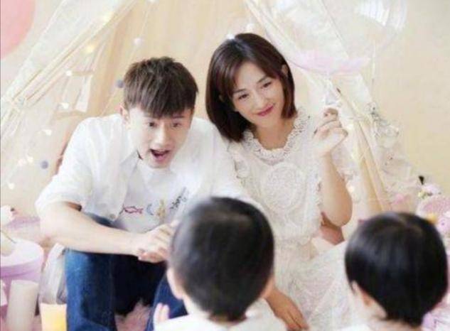 黑色|40岁谢娜疑生完二胎？衣着宽松难掩纤细身材，将和赵丽颖录节目