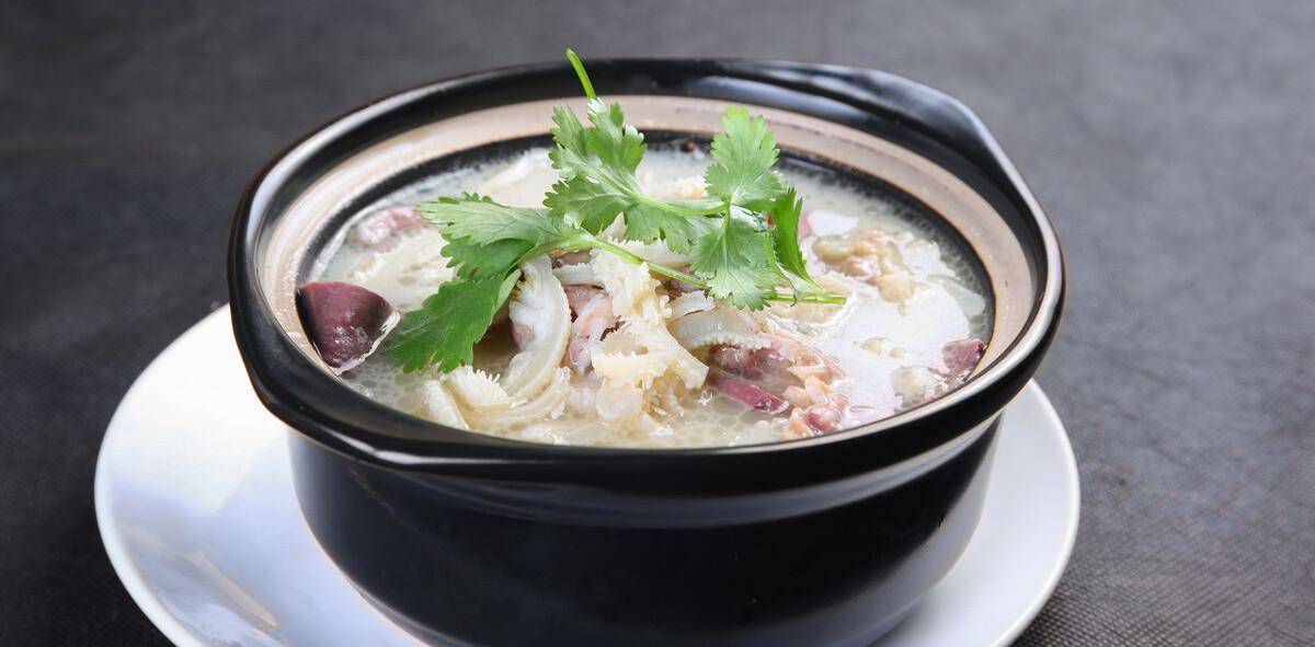 什么炖羊肉补气血 0630911dd137458dad8661735cd4c0be.jpeg