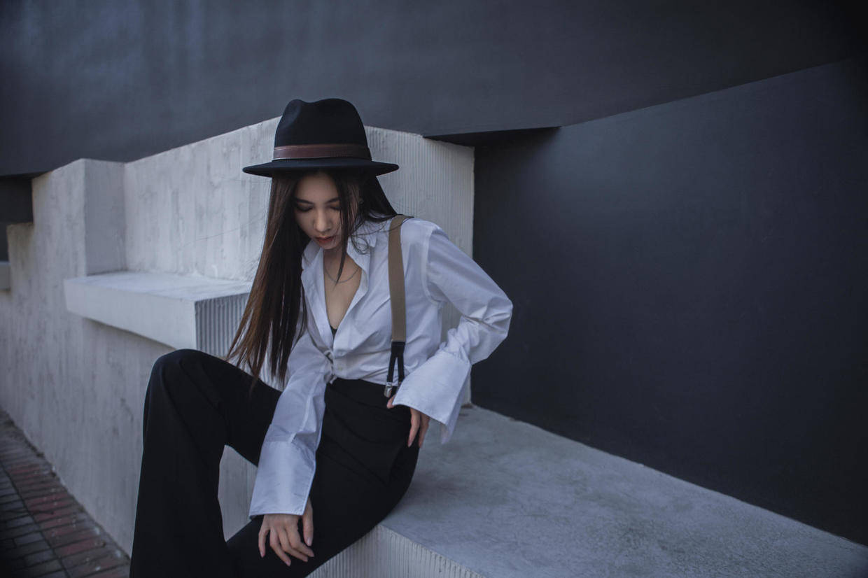 卫衣|宋妍霏的机场穿搭绝了，把西服穿出新了花样，美出新高度，超好看