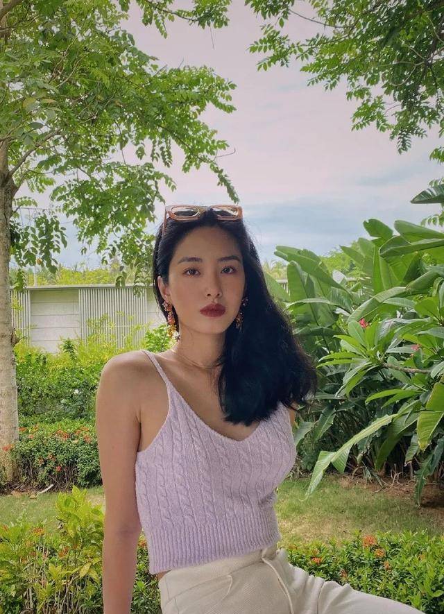 白女士|欧阳娜娜值3w的名媛标配，扒家底竟是ZARA的伪豪门姐妹？