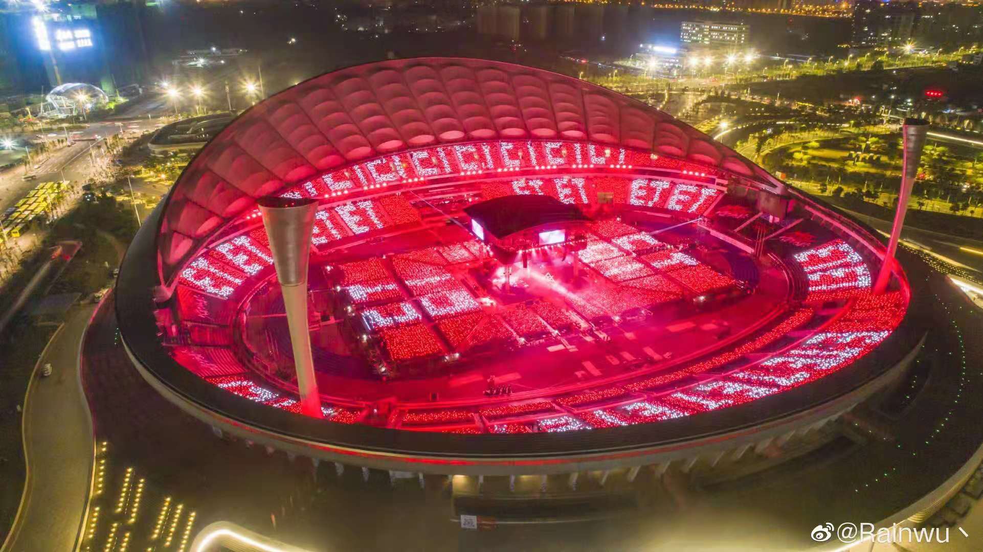 鸟巢|【华晨宇红海图片】带你看璀璨炽热的红海！