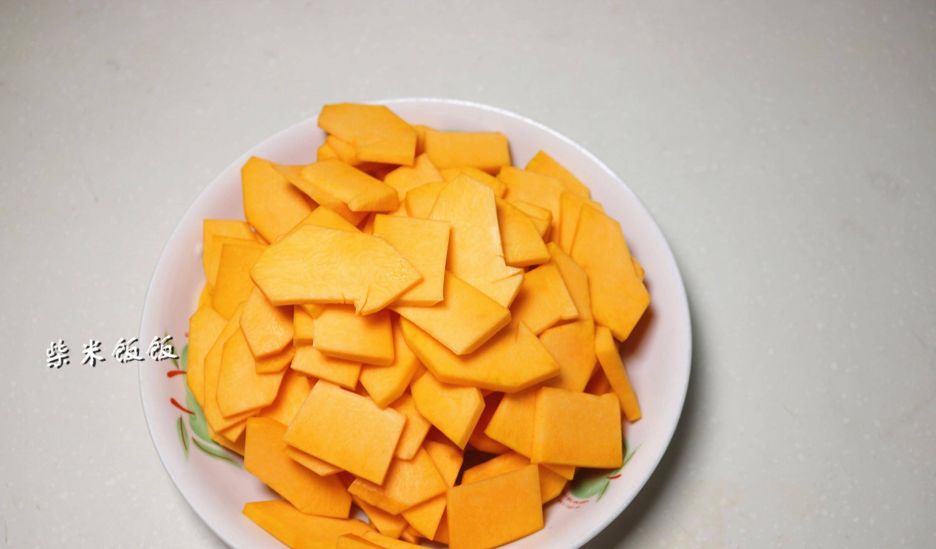 锅底|早餐想吃发面饼，这样做最快，10分钟上桌，又香又软，吃不够！