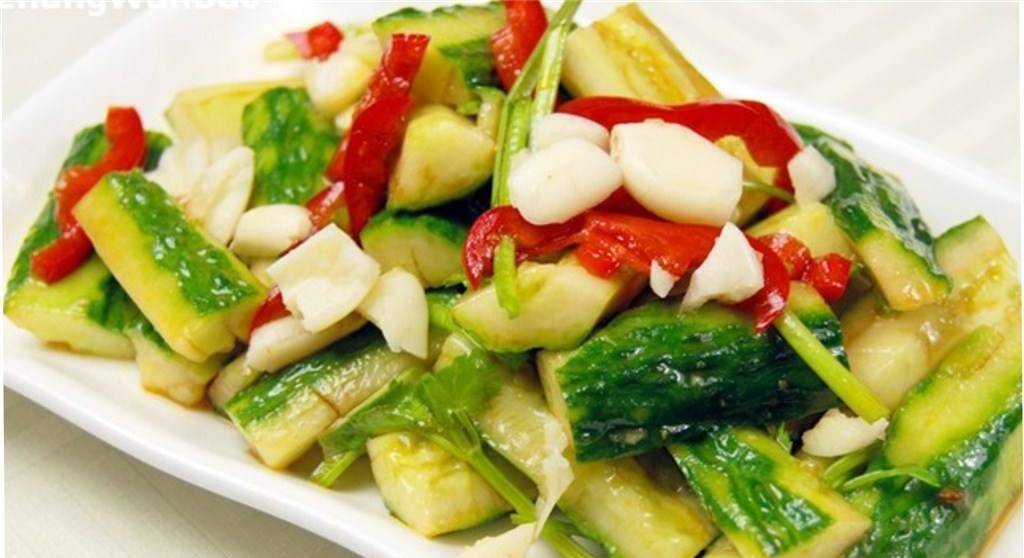 如何切黄瓜成串 a7995529f9694a0bab3246c7dd962c84.jpeg