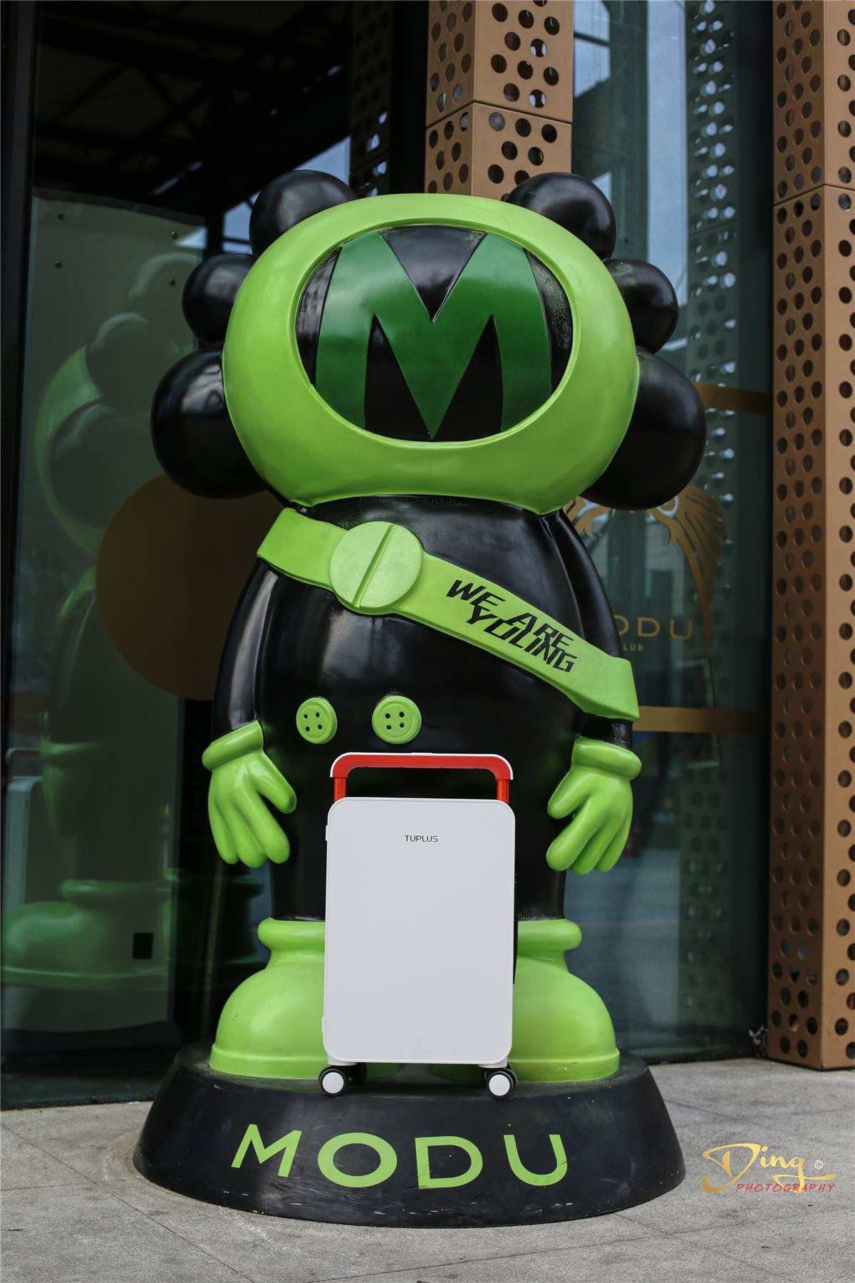 文化|装满希望的旅行箱，精致、好看、有质感，华熙LIVE是年轻人生活圈