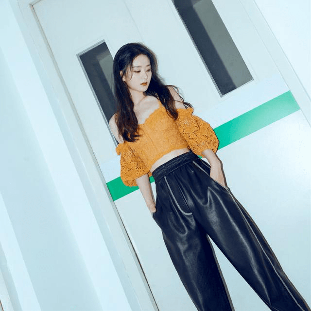 因为|刻板的皮裤也能穿出淑女范？学赵丽颖的上短下长，瞬间飙升时尚感