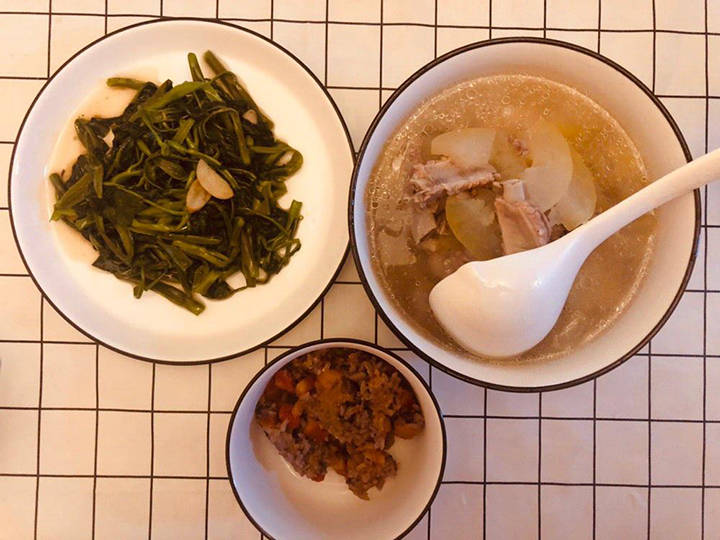 调查结果|孕妈晒孕期30天食谱，得到众人好评，荤素两不缺每天还不重样