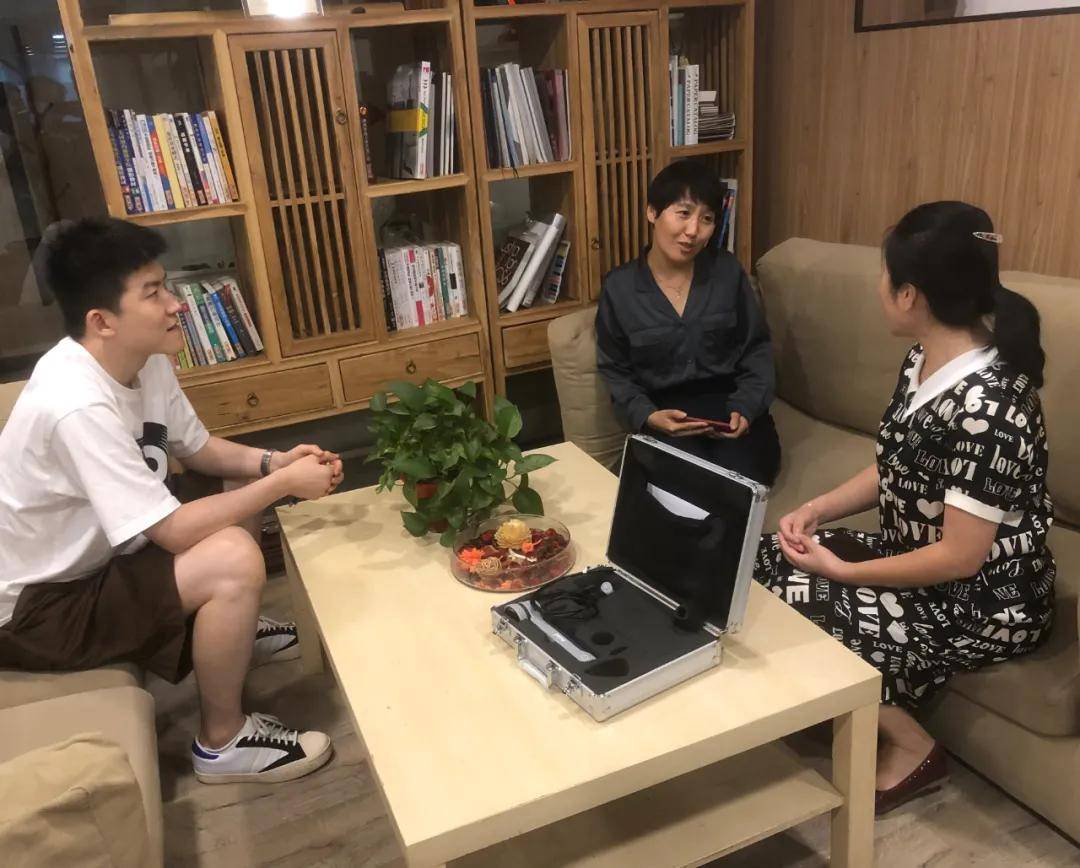 第一医院|【护航十四运 服务我的城】入户回访 传播爱与光明