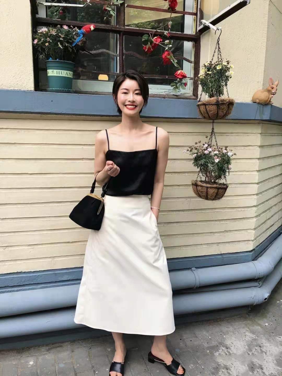 偏向|适合四十岁的女人的“5种穿搭”技巧，穿对了时髦高级又显气质
