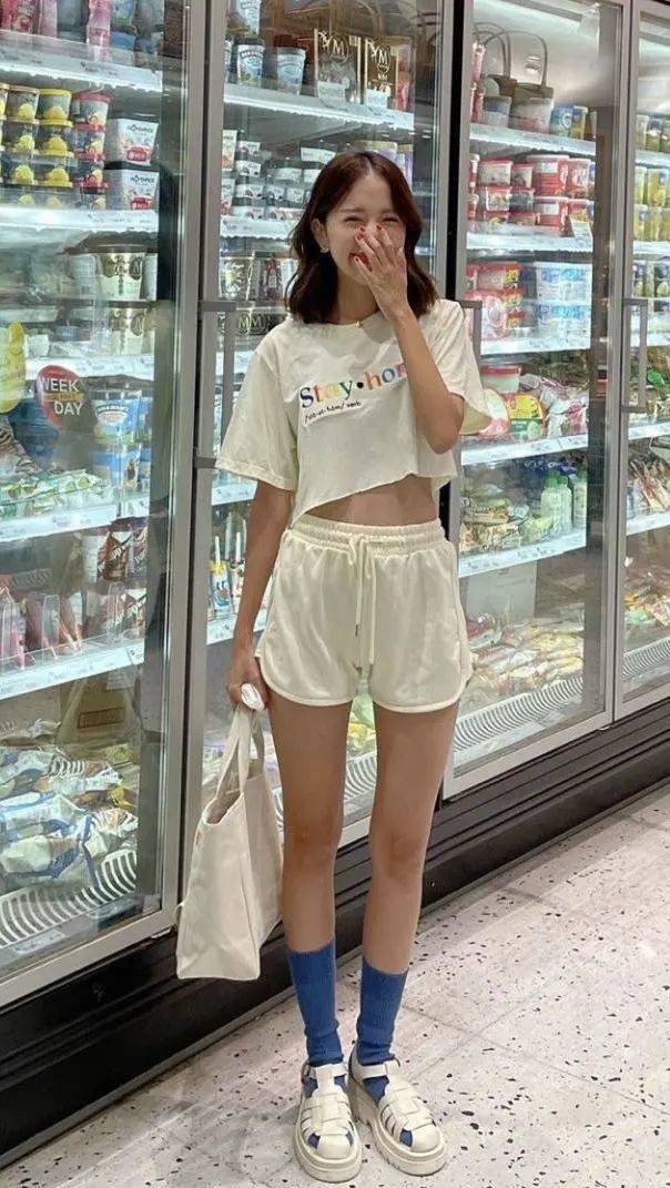 夏天|疯狂心动的夏日穿搭，加点彩色更好看