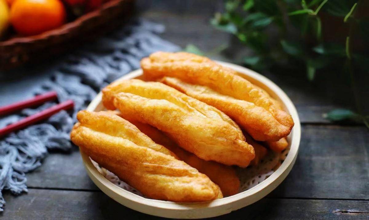 油条配什么吃好 7f8a67f3f09a460cb9e719599e296f77.jpeg