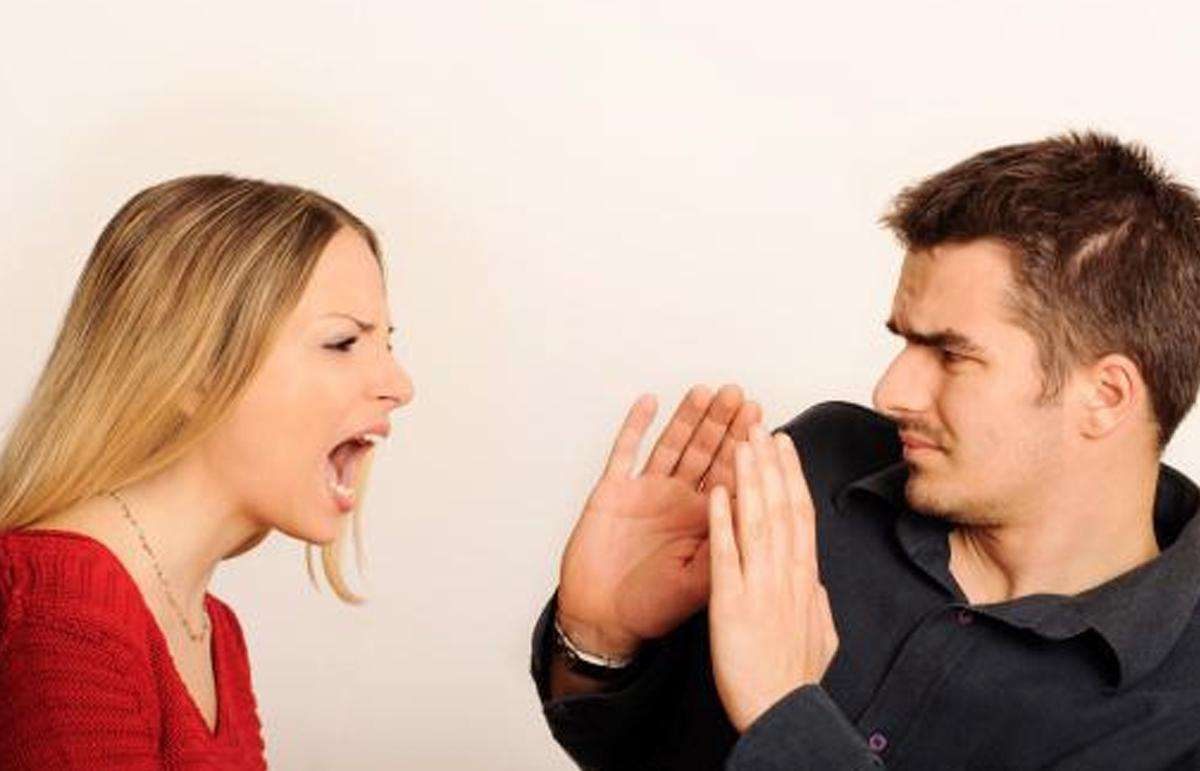 男女朋友经常吵架正常吗 男女吵架后的处理方式