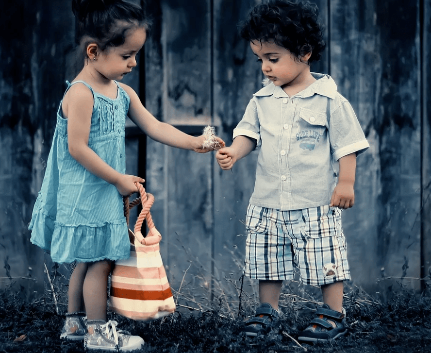 成就感|广东53岁妈妈心理空虚，做试管生二胎儿子玩，自称很有成就感