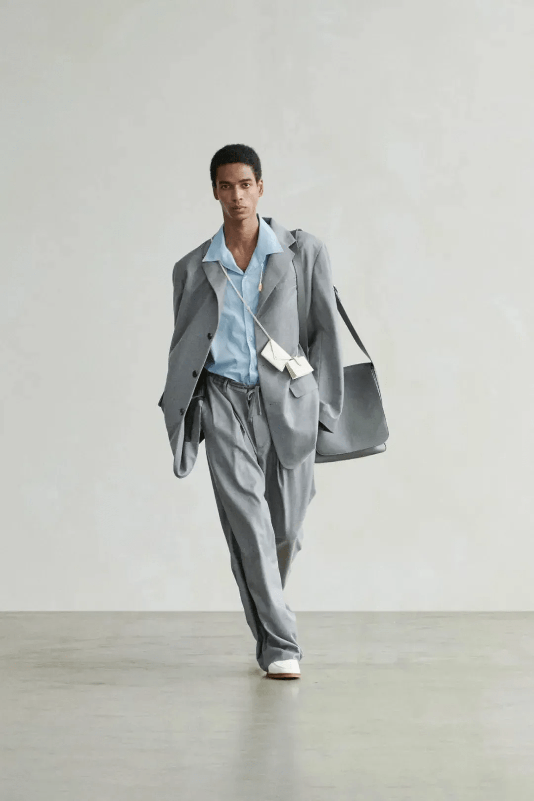 扣子|内娱男徳穿衣指南