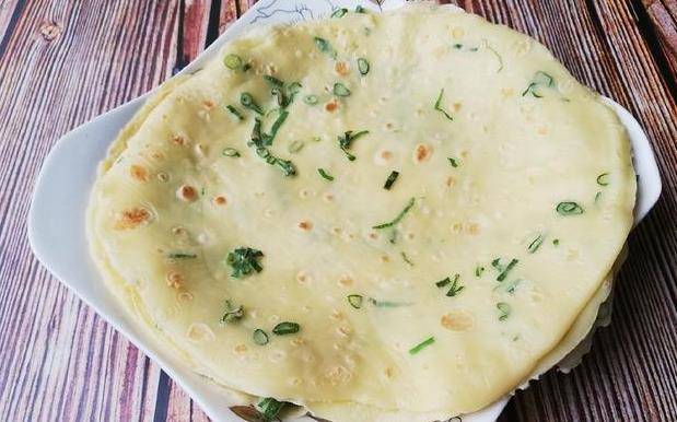 做法|鸡蛋葱花饼简单做法,手不沾面,柔软劲道,10分钟解决全家早餐