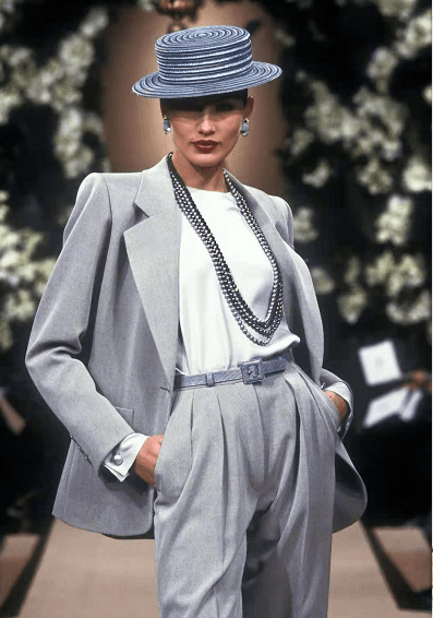 高定|跟着YSL高定学西装搭配准没错!收腰剪裁经典大气,让优雅融进生活