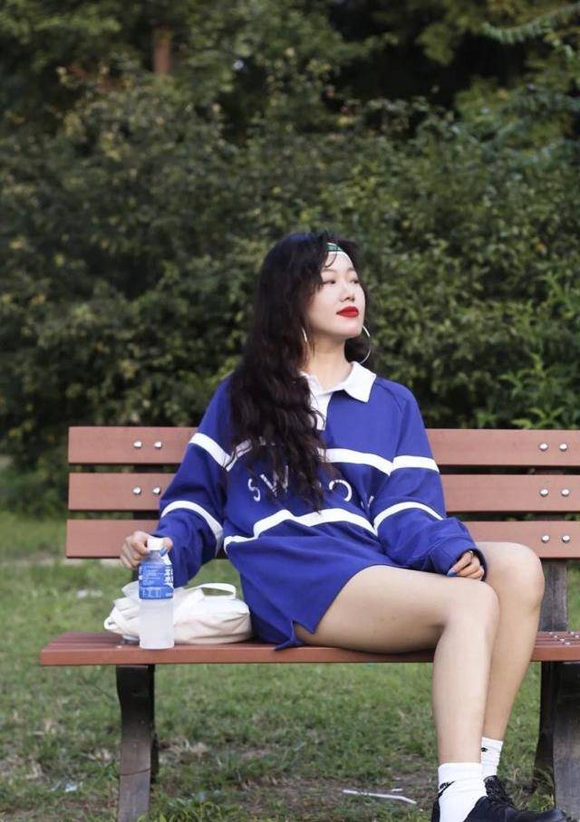 因为|如何让搭配告别“烂大街”，那就试试polo衫，这样搭准不会错