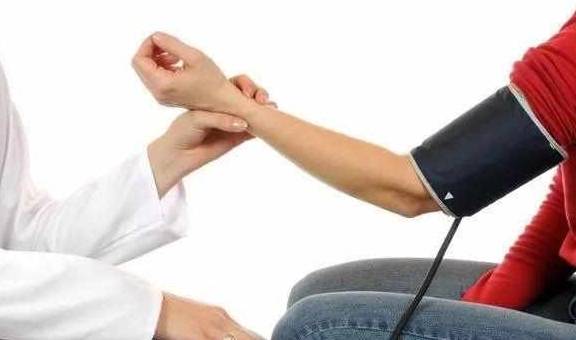 病因|糖尿病为何易发肾病?出现肾病有什么信号?