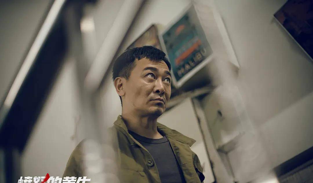 吴樾|《愤怒的黄牛》：拒绝特技+特效，拳拳到肉才是动作片的王炸