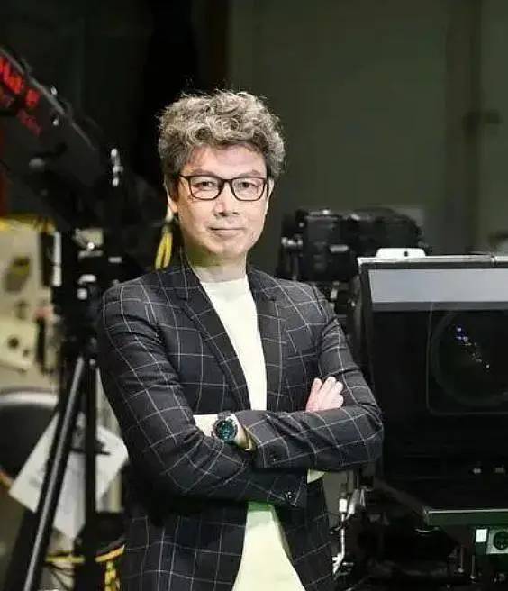 被称为“世纪贱男”的梁荣忠，当年出轨偷腥，如今准备孤独终老