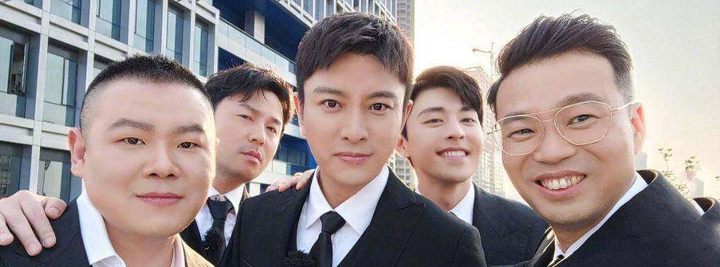 贾斯|没想到，录了7季《极挑》的元老王迅，节目中仍然是“小老弟”