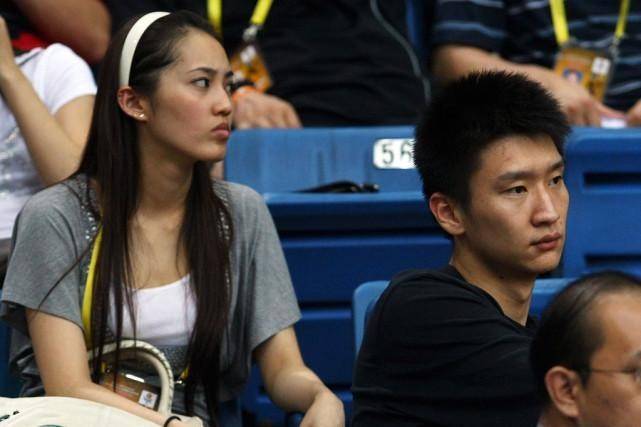 形象|余文乐的妻子就算带着牙套,也笑的很自信,无修造型很真实并不丑