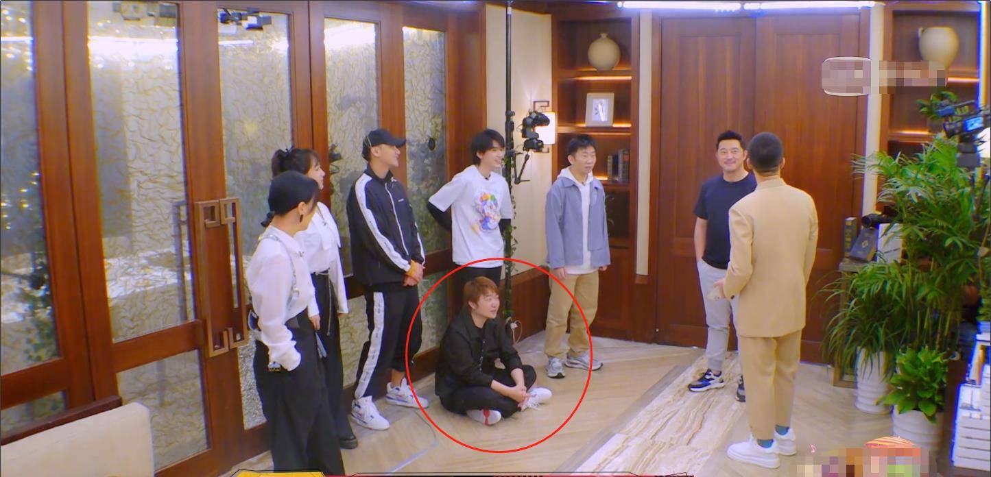 韩综|用《跑男》的方式玩儿《萌探》,让我们看到了一群“傻蛋”