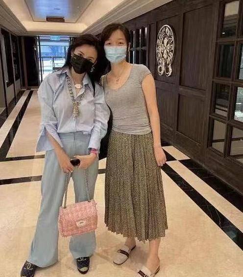 元素|张柏芝小儿子正面罕见曝光！眉宇间清秀比俩哥哥都帅气，皮肤白皙？