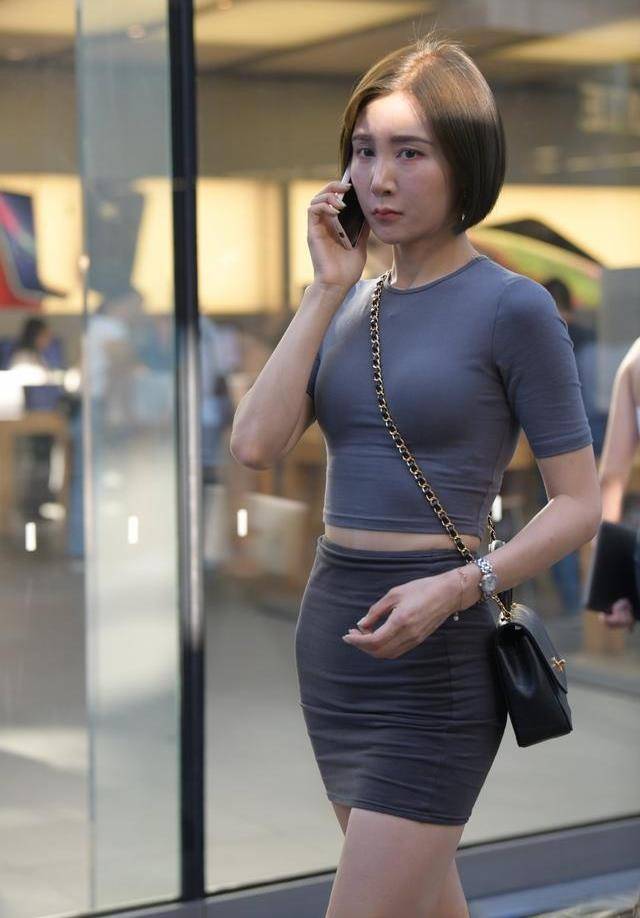 设计|可爱的衣服无形中点缀着优雅,展现优美的腿部曲线