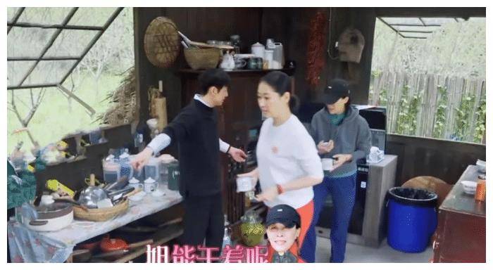 节目组|黄磊变脸，节目组“不留情面”，这位女星再次让综艺陷入僵局