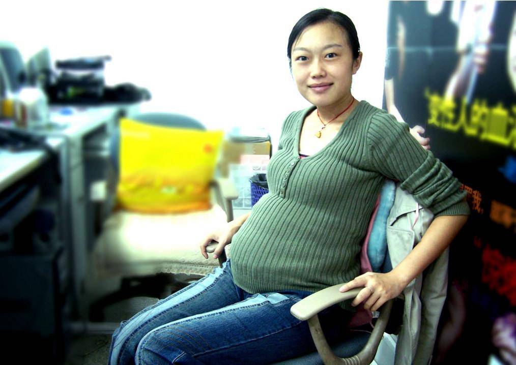 人口|愿意生三胎的放心生？好消息传来，教育住房迎整改，为三胎让路