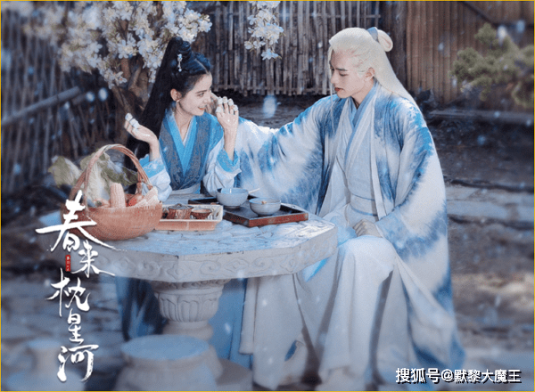 颜甜|腾讯爱奇艺又“撞档”！新剧仅隔两天上线，都是高颜甜宠难抉择