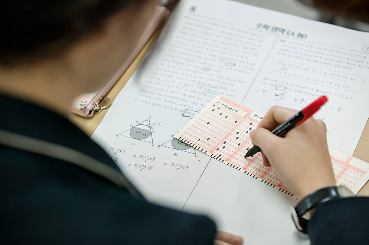 近几年出现的英语 b56bd77fd7d944acb866c25ba8553d99.jpeg