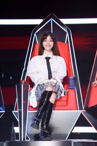 跳水|《2021中国好声音》六强争夺硝烟再起 李克勤独门“跳水打分”法助力战队选人