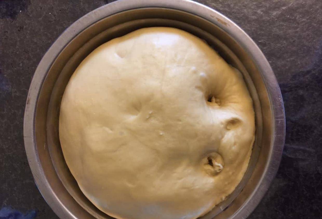 做法|不用烤箱，不用电饭煲，简单一蒸，做出蓬松暄软还拉丝的面包