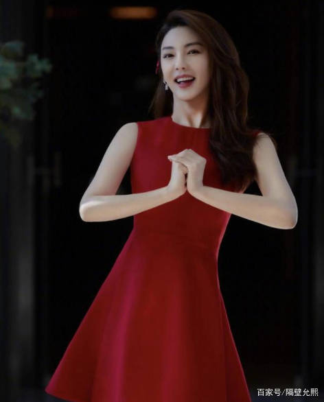 漂亮|张雨绮不愧是“时尚精”，穿粉色衬衫少女感超强，哪里像34岁的人