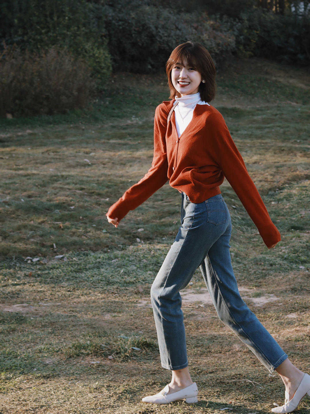 条纹|T恤怎么穿才显气质？快看看这三个小技巧，让你美得高级又洋气