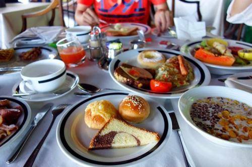 地区|广东人的早餐，四川人的早餐，河南人的早餐，人均10元都能吃啥？