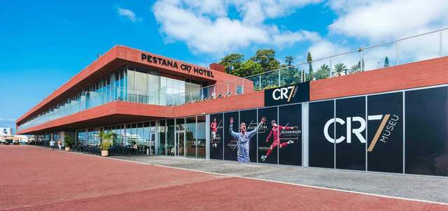 C罗|C罗回曼联别有用意？计划在英国开酒店，新店2023后开业再赚一笔
