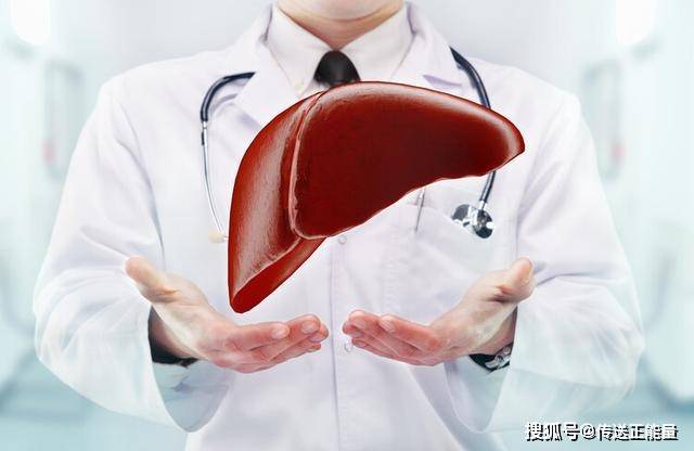 生活|身体长出“小红点”，是“肝癌”典型症状之一，不要忽视！